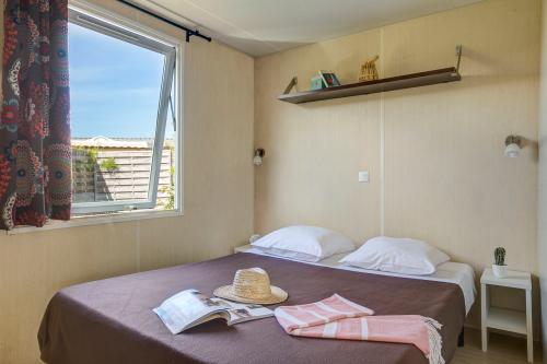Camping Sandaya Les Tamaris - Cottage (2 bedrooms) ** - Photo 6