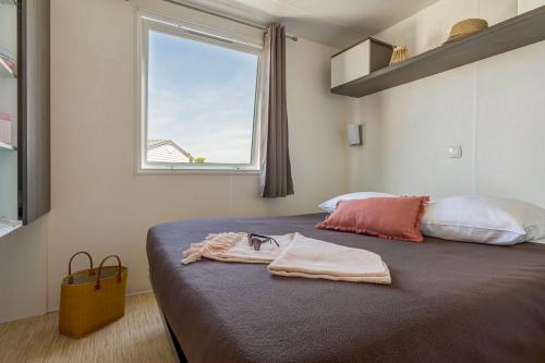 Camping Sandaya Les Tamaris - Cottage (3 bedrooms)** - Photo 5
