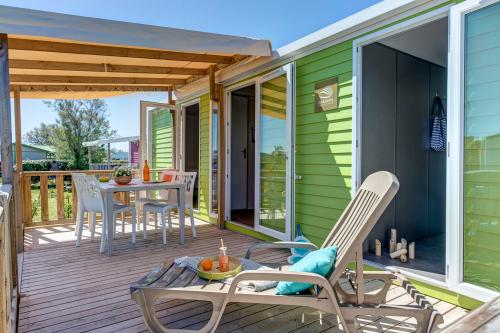 Camping Sandaya Les Tamaris - Cottage (2 bedrooms) air-conditioning + 2 bathrooms **** - Photo 2