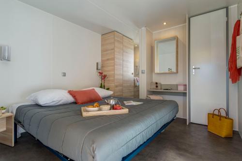 Camping Sandaya Les Tamaris - Cottage (2 bedrooms) air-conditioning + 2 bathrooms **** - Photo 4