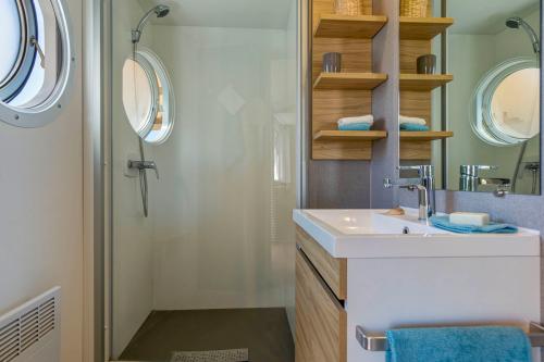 Camping Sandaya Les Tamaris - Cottage 3 bedrooms air-conditioning*** - Photo 6