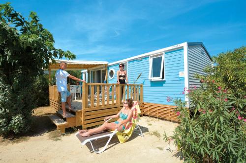 Camping Sandaya Les Tamaris - Cottage (3 bedrooms) + air-conditioning + 2 bathrooms **** - Photo 1