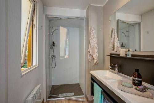 Camping Sandaya Domaine du Verdon - Mobile home - 2 bedrooms *** - Photo 5