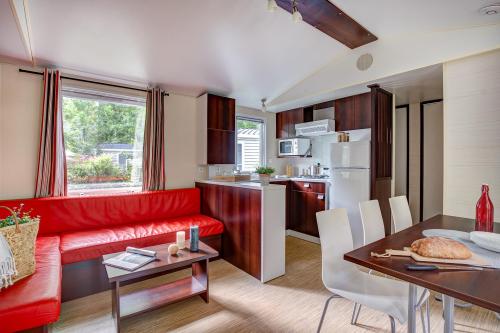 Camping Sandaya Domaine du Verdon - Mobile home - 3 bedrooms - 2 bathrooms ** - Photo 2