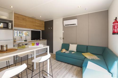Camping Sandaya Domaine du Verdon - Mobile home - 2 bedrooms - 2 bathrooms + WC - air-conditioning **** - Photo 2