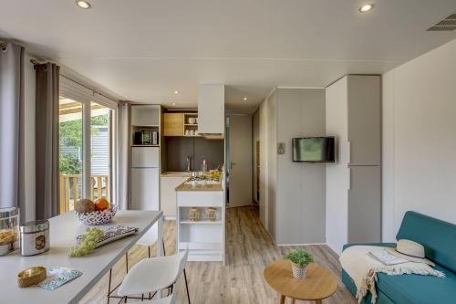 Camping Sandaya Domaine du Verdon - Mobile home - 3 bedrooms - 2 bathrooms + WC - air-conditioning **** - Photo 2