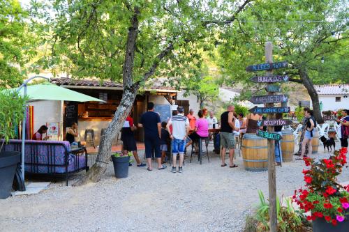 CAMPING LE LAVANDIN - Bungalow Verdon - Photo 8
