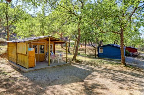 CAMPING LE LAVANDIN - Chalet Provence without toilet blocks - Photo 4