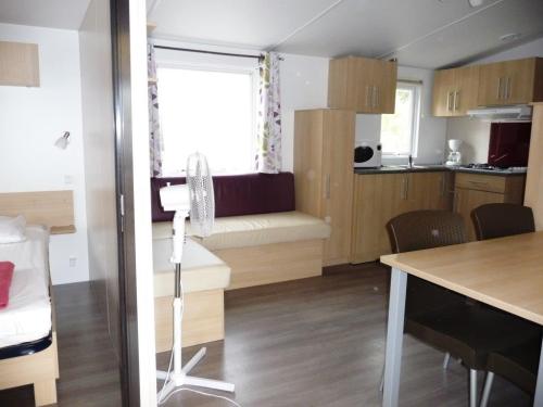 Camping LANDES OCEANES - Mobile-home Confort 3 bedrooms - Photo 3