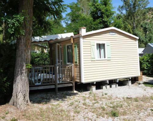 Flower Camping La Rivière - Mobil-Home Confort 18m² (1 bedroom) + Half-covered terrace - Photo 1