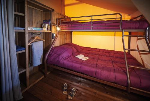 Flower Camping La Rivière - Lodge on piles Confort+ 46m² (2 bedrooms) sheltered terrace 10m² - without toilet blocks - Photo 3