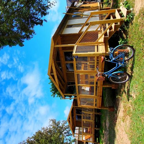 Flower Camping Les Paludiers - Sweetflower on stilts Premium 43m² (2 bedrooms) with terrace 11m² + TV + sheets included - Photo 1
