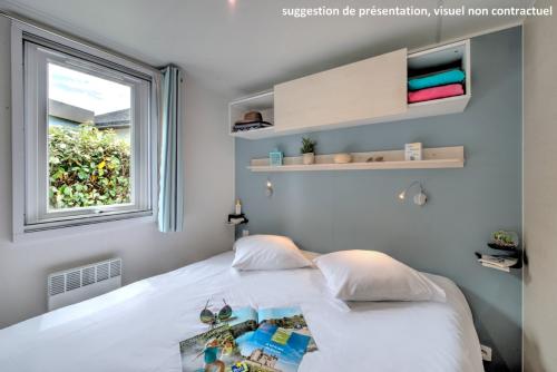 Flower Camping Les Paludiers - Homeflower Premium 26,5m² (2 bedrooms) + AIR CONDITIONING + covered terrace + TV + sheets + towels - Photo 7