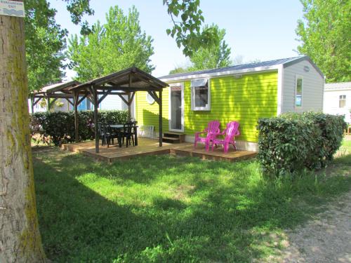 Camping Californie Plage - Mobile home CAYO COCO Supérieur about 27m² 2 rooms + terrace with pergola - Photo 1