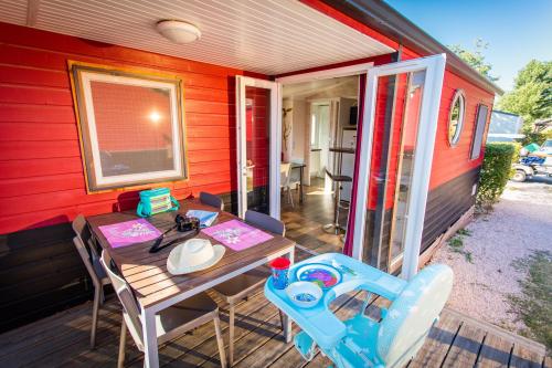 Camping Californie Plage - Mobil home CAP'TAIN CROCHET 32.6m² 2 rooms - Photo 2