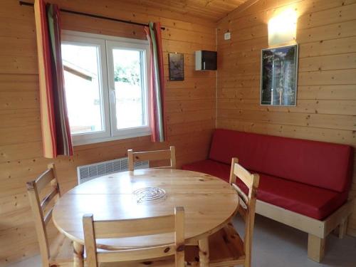 Camping La Cascade - Chalet ALOUETTE 2 bedrooms - Photo 4