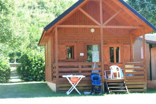 Camping La Cascade - Chalet FLORA 2 bedrooms - Photo 2