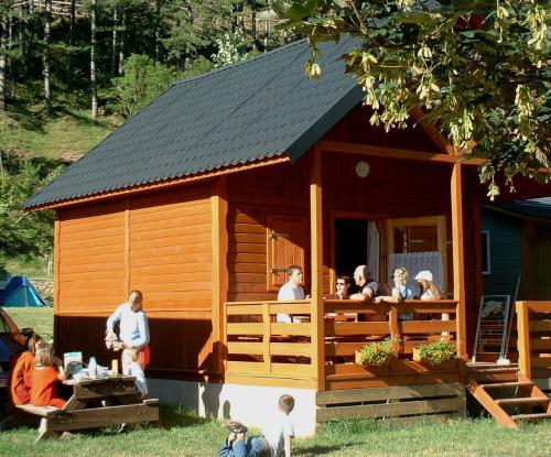 Camping La Cascade - Chalet SESAME 2 bedrooms - Photo 2