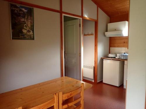 Camping La Cascade - Chalet BRUYERE 2 bedrooms - Photo 3