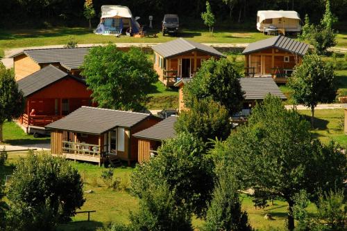 Camping La Cascade - Accomodation with Half board - Photo 1