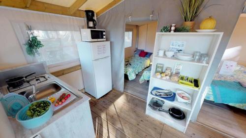 Camping Saint Disdille - Ecolodge - covered terrace (2 bedrooms) - Photo 3