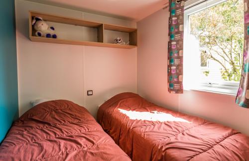 Camping Saint Disdille - MobilHome SAVOIE 31m² - covered terrace 15m² (2 bedrooms) - Photo 6