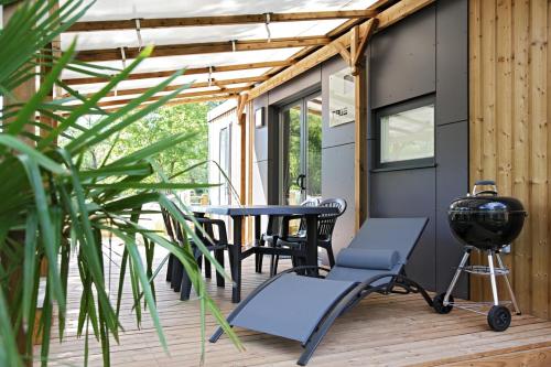 Camping Saint Disdille - Mobilhome Taos V.I.P 2ch 35m² - covered terrace 27m² (2 rooms) - Photo 3