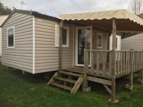 Camping les Brillas - Mobile-home émotion 32m² (3 bedrooms) Half-covered terrace - Photo 3