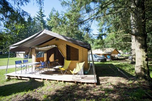 Huttopia Beaulieu sur Dordogne - Sweet + Wood & Canvas tent - Photo 1