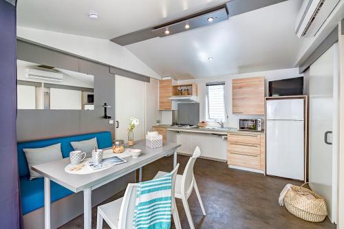 Camping Sandaya Blue Bayou - Cottage 2 bedrooms *** adapted to the people with reduced mobility - Photo 4