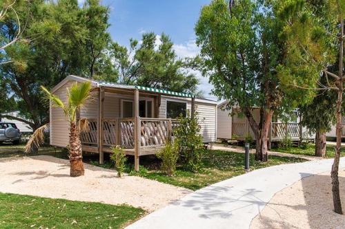 Camping l’Oasis & California - Cottage TV + air-conditioning + Plancha - Photo 1