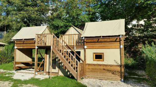 Camping l’Oasis & California - Cabane Nid - Photo 1
