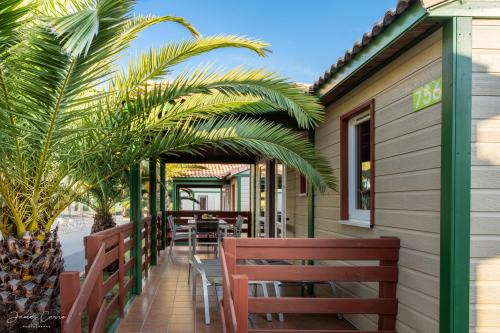 Camping Vilanova Park - S-750 (by Vilanova Park) - Chalet 53m² - Photo 5
