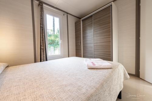 Camping Vilanova Park - S-400 (by Vilanova Park) - Chalet 46m² - Photo 4