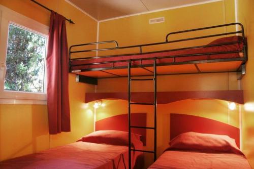 Camping Vilanova Park - S-700 (by Vilanova Park) - Chalet Excel 48 m² - Photo 3