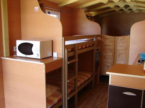 CAMPING MOULIN DE COLLONGE - Gipsycar ARIZONA - Photo 3