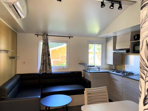 Koawa Camping Beau Rivage - Espace Premium 35m² clim TV - Photo 1