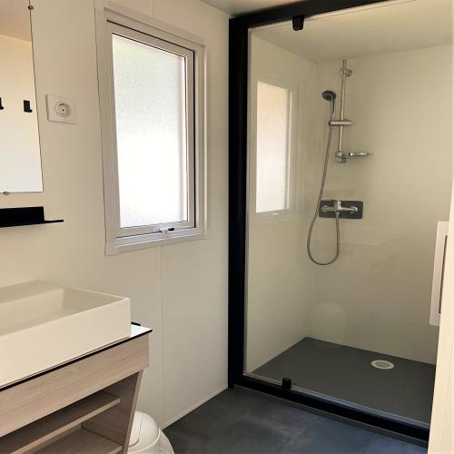 Koawa Camping Beau Rivage - Espace Premium 35m² clim TV - Photo 6