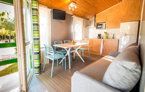 Stel Camping & Bungalow Resort - BUNGALOW STEL 4 Air-conditioning + Car - Photo 1