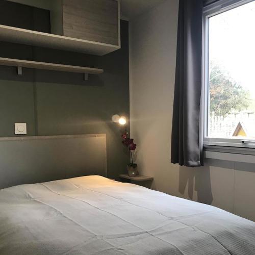 Flower Camping Le Relais de la Bresque - Mobile-home Confort+ 36m² - air-conditioning + TV + sheltered terrace - Photo 3