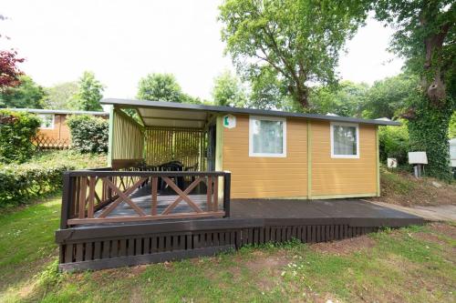 Camping de la Plage Bénodet - Chalet PMR SPECIAL ACCESS 35m² - 2 bedrooms + sheltered terrace (adapted to the people with reduced mobility) - Photo 1