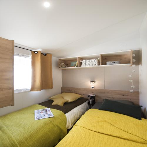 Camping de la Plage Bénodet - Chalet CLUB 35m² - 2 bedrooms + sheltered terrace - Photo 6