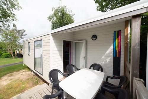 Camping de la Plage Bénodet - Mobile home 27m² with private facilities - 2 bedrooms + Terrace - Photo 1
