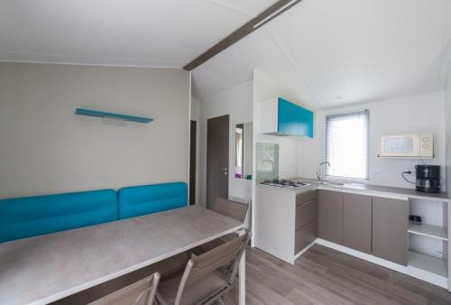 Camping de la Plage Bénodet - Mobile home 40m² with private facilities - 3 bedrooms + Terrace - Photo 5