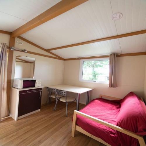 Camping de la Plage Bénodet - Chalet TRIANON n°1 20m² 1 bedroom + sheltered terrace - Photo 4