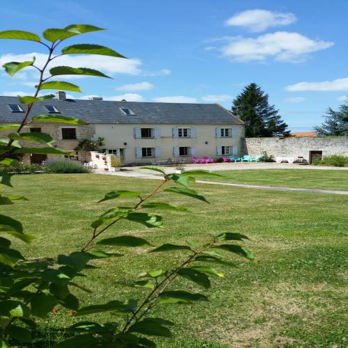 Castel Camping Château de Martragny - Holiday Home GRANGE - Photo 1