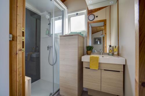 Camping Sandaya L'Anse du Brick - Chalet 2 bedrooms Seaview *** - Photo 7