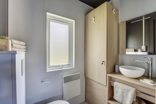 Camping Sandaya L'Anse du Brick - Cottage Taos 3 bedrooms Premium - Photo 8