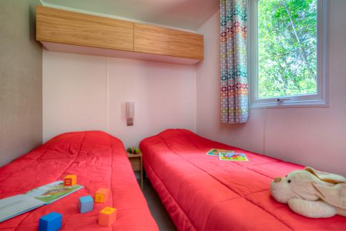 Camping Sandaya Les Peneyrals - Cottage ELLIONE 2 bedrooms air conditionning *** - Photo 6
