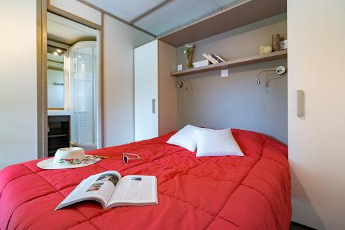 Camping Sandaya Les Peneyrals - Chalet Castelnaud 2 bedrooms *** - Photo 5